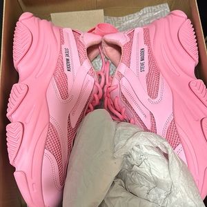 Steve Madden Sneakers